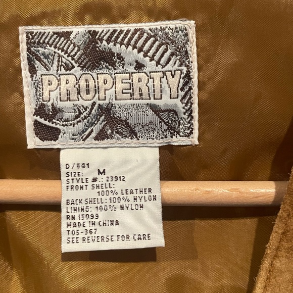 Suede Leather Vest - Picture 4 of 4